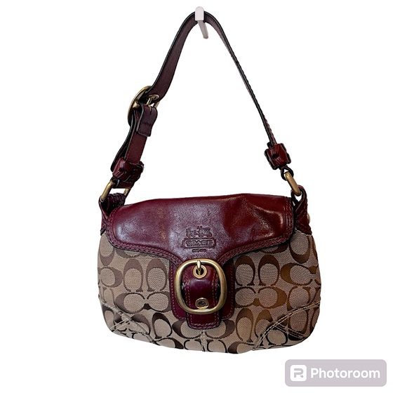 Coach Handbags - Vintage Coach 11441 Bleeker Hobo Signature C Flap Horse & Carriage Buckle Bag